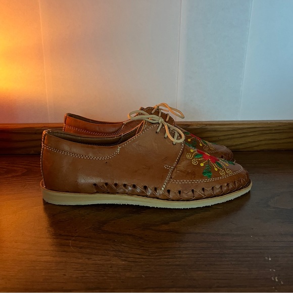 Agave Girl Boutique Handmade Mexican Shoes - Picture 3 of 7